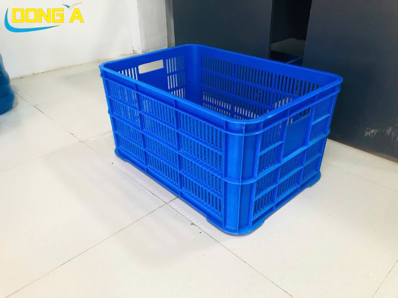 Sóng hở 3T1 – Thùng nhựa 6 sóng hở màu xanh dương dùng trong kho bãi