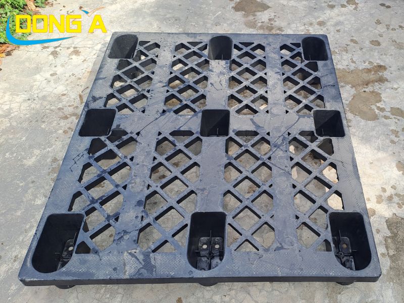 Pallet nhựa cũ kích thước 1200x1000x140 mm