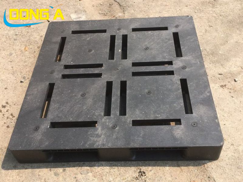 Pallet nhựa cũ kích thước 1200x1000x150 mm