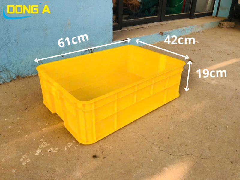 Thùng nhựa đặc 19cm