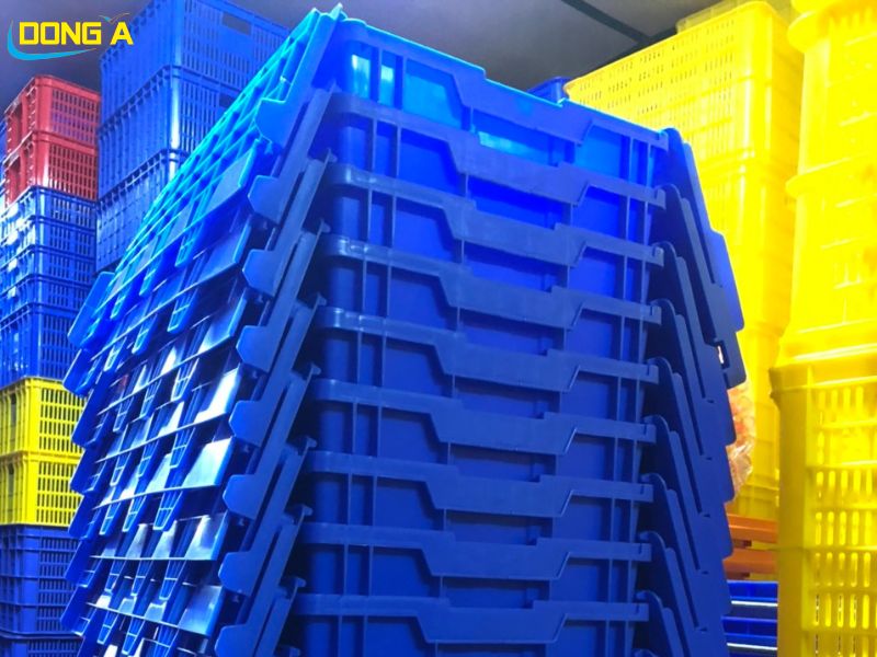 Thùng nhựa công nghiệp kín có nắp