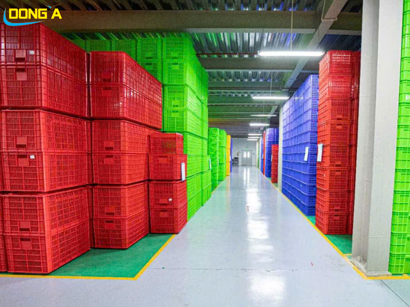 Kho hàng sọt nhựa công nghiệp của Nhựa Đông Á