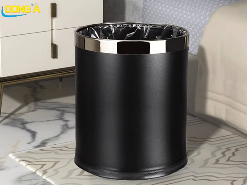 Thùng rác tròn 2 lớp nhỏ gọn đặt tại văn phòng, bàn làm việc