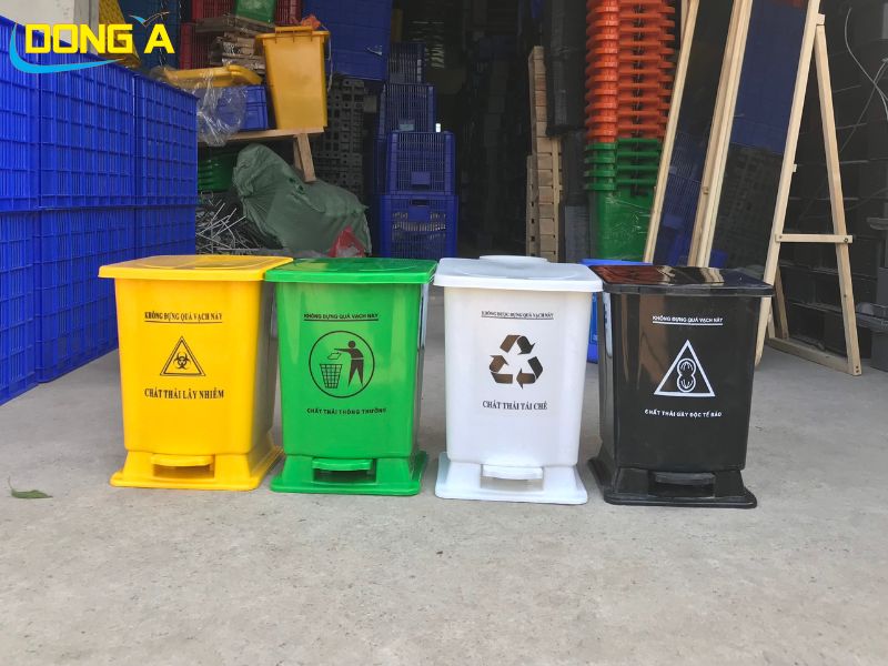 Bộ thùng rác y tế 30 lít phân loại chất thải theo màu sắc