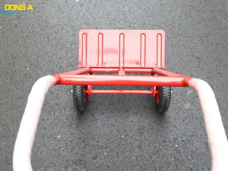 Sàn xe đẩy hàng 200kg được làm từ thép tấm chắc chắn
