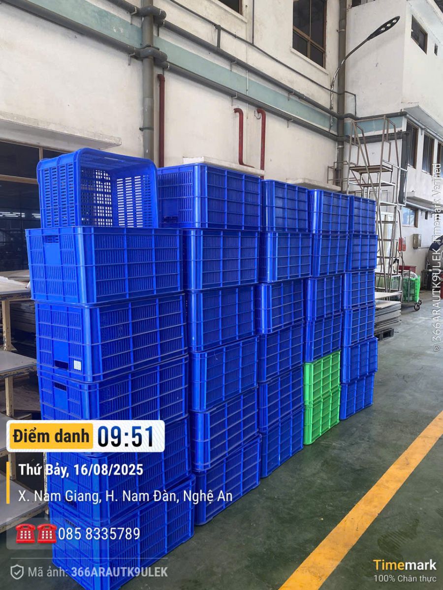 Sóng nhựa hở 3T1 bền chắc, xếp chồng tiện lợi cho nhà xưởng