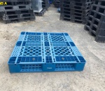 Pallet Nhựa 3 chân 1100x1100x150m