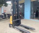 Xe nâng tay điện 1,5 tấn STAXX