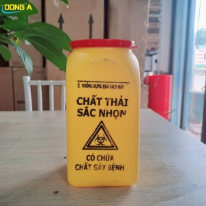 Hộp đựng vật sắc nhọn y tế 1,5 lít