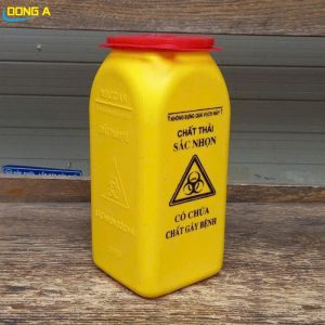 Hộp đựng kim tiêm y tế 2 lít
