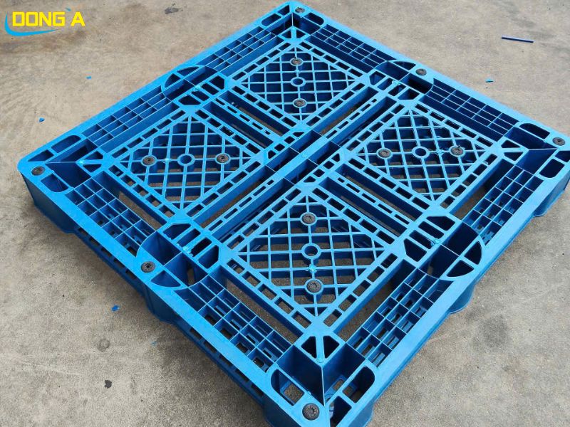 Pallet nhựa liền khối 1100x1100x150mm (PL1150-2) - Ảnh 2