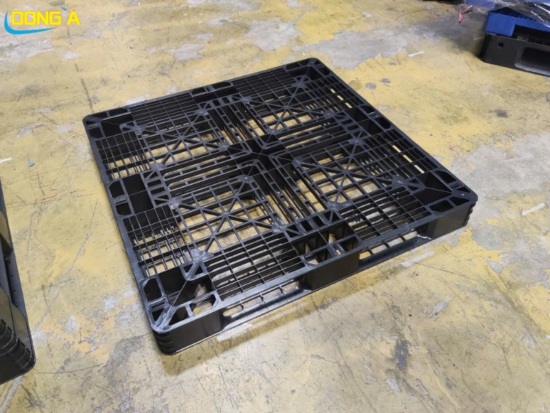 Pallet Nhựa Liền Khối 1100x1100x125mm (PL1125-3)